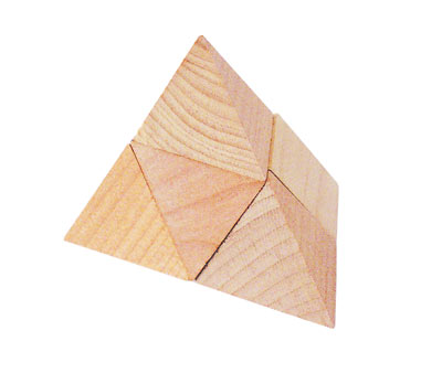 goki - Die Pyramide - zum Schließen ins Bild klicken